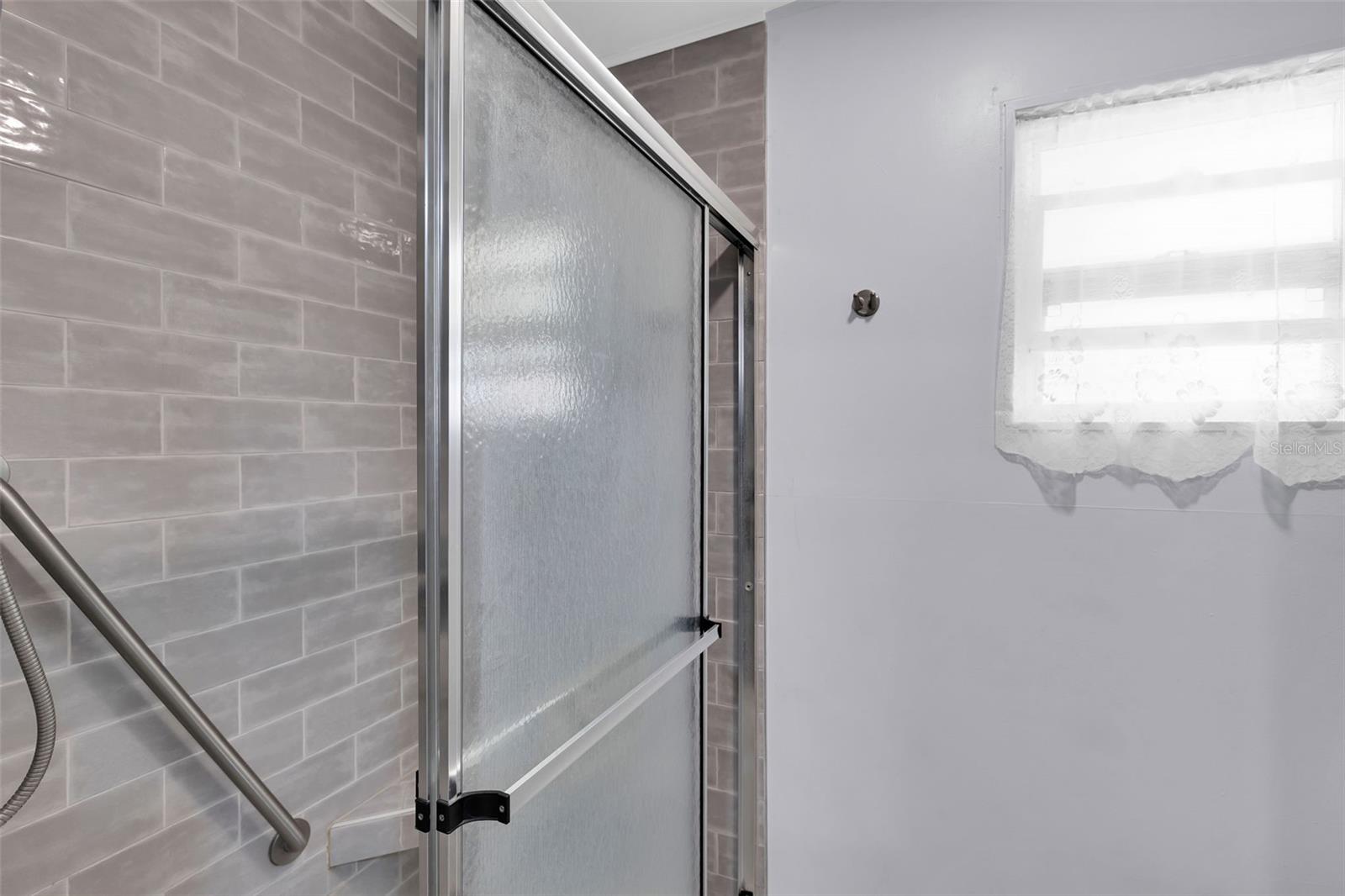 LA CASA MHP CO-OP - Residential