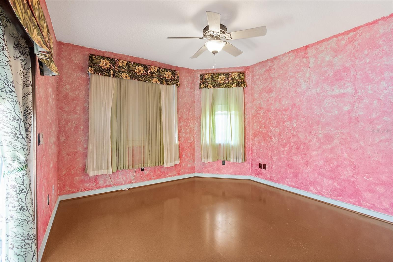 MARINELAND ACRES - Residential