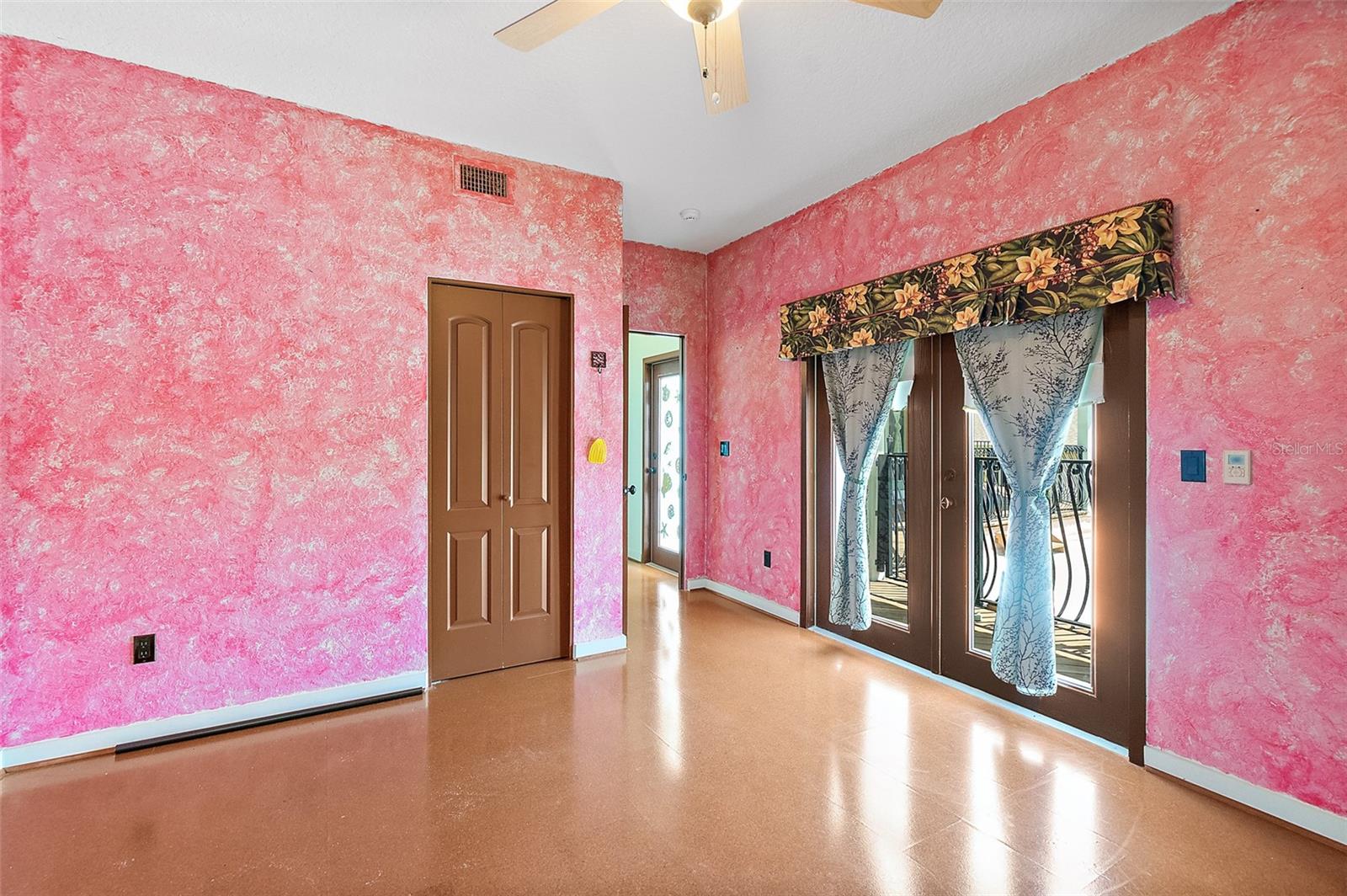 MARINELAND ACRES - Residential