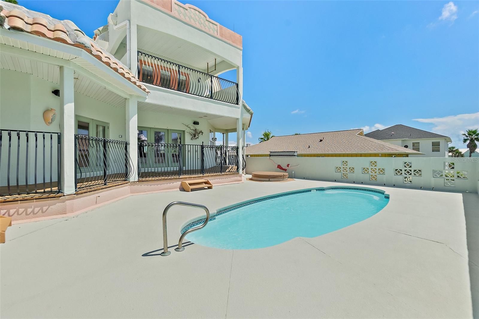 MARINELAND ACRES - Residential