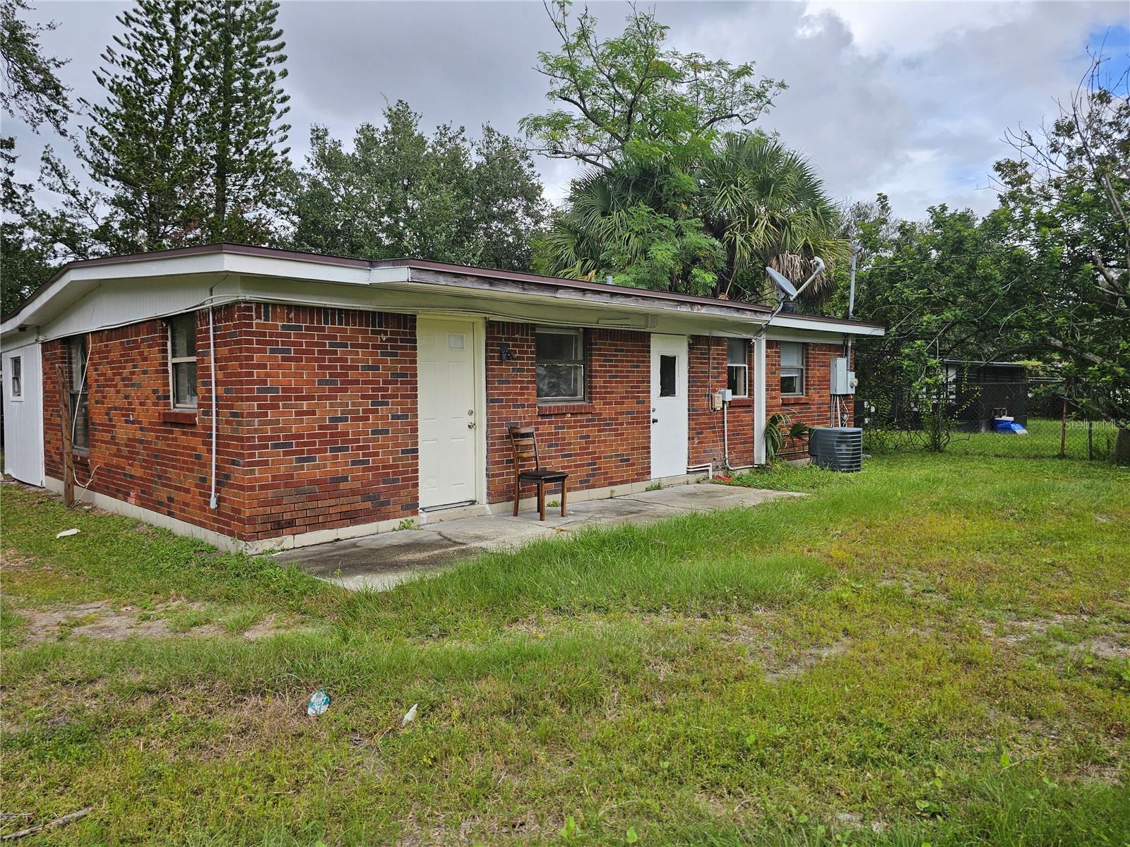 BAY ST PARK - Residential
