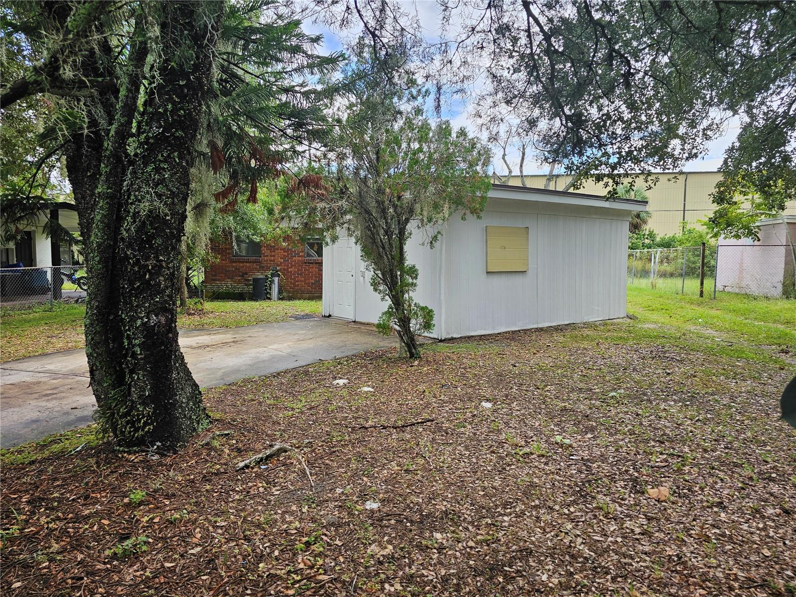 BAY ST PARK - Residential