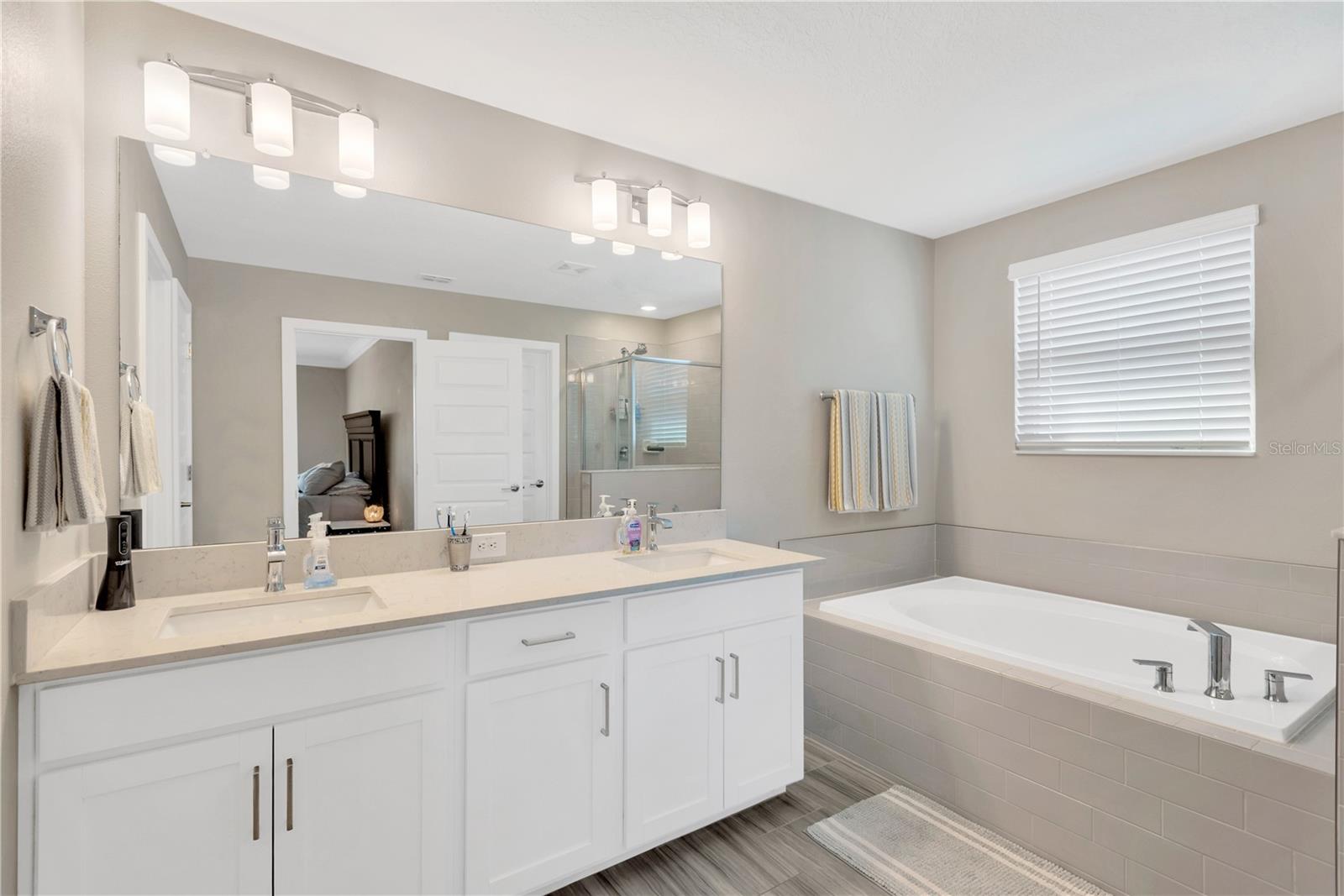 MITCHELL 54 WEST PH 2 - Residential