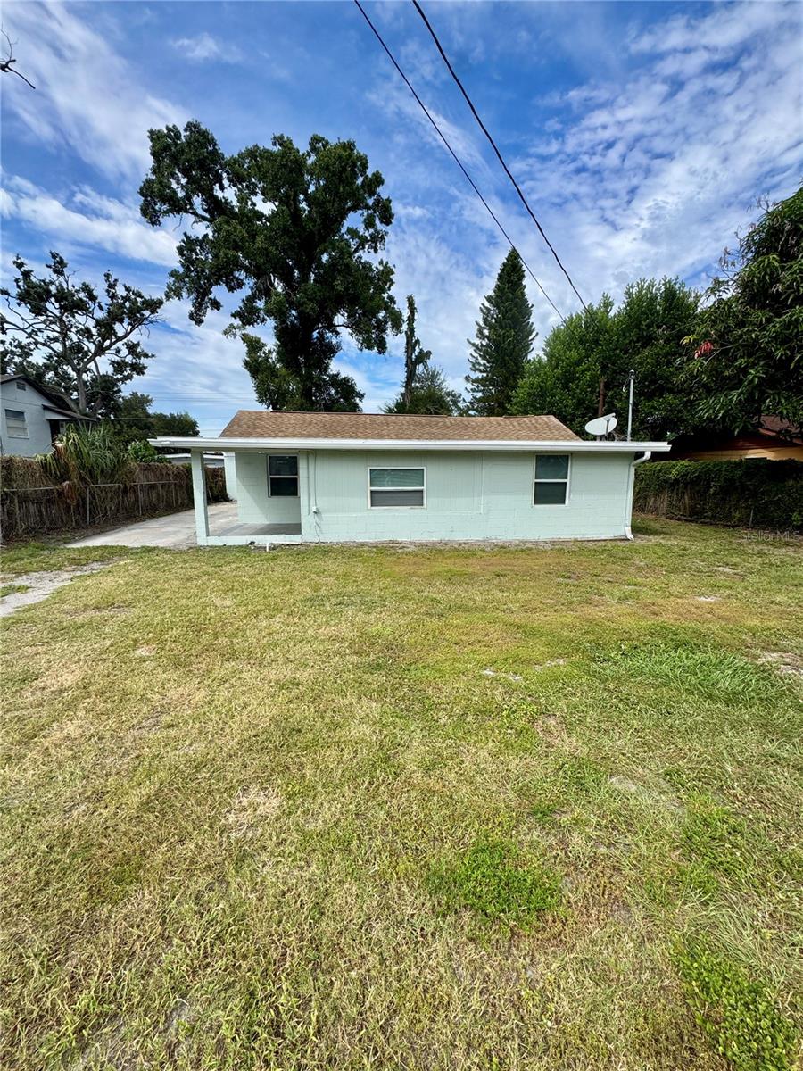 2313 W RIO VISTA AVENUE