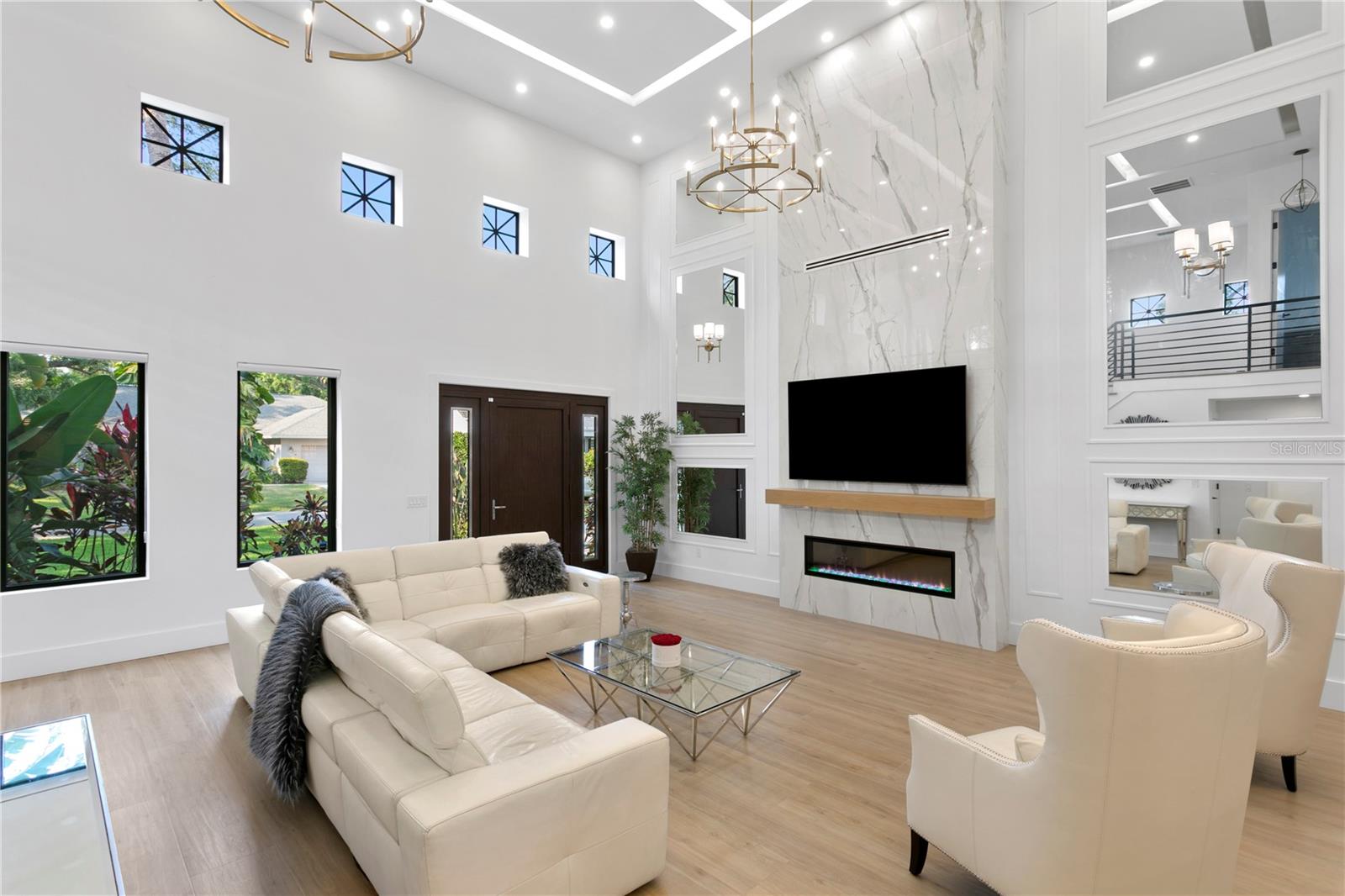 4308 W BEACH PARK DRIVE