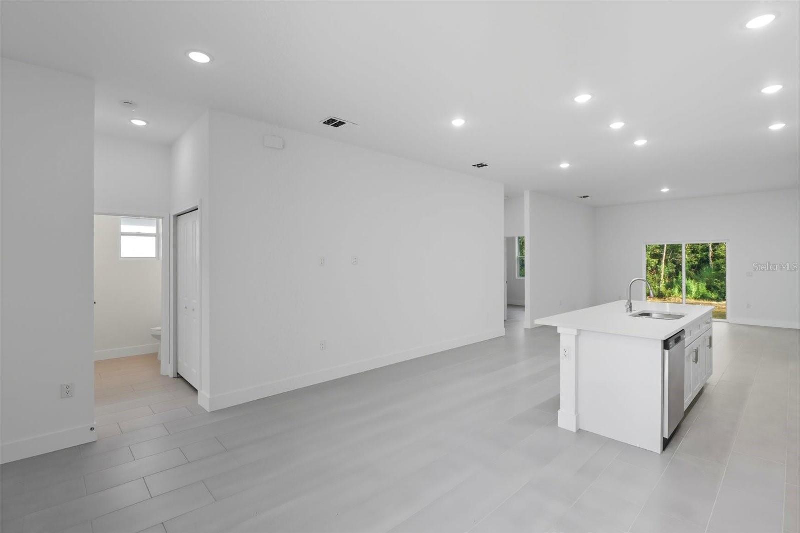 RAINBOW LAKE ESTATES - Residential