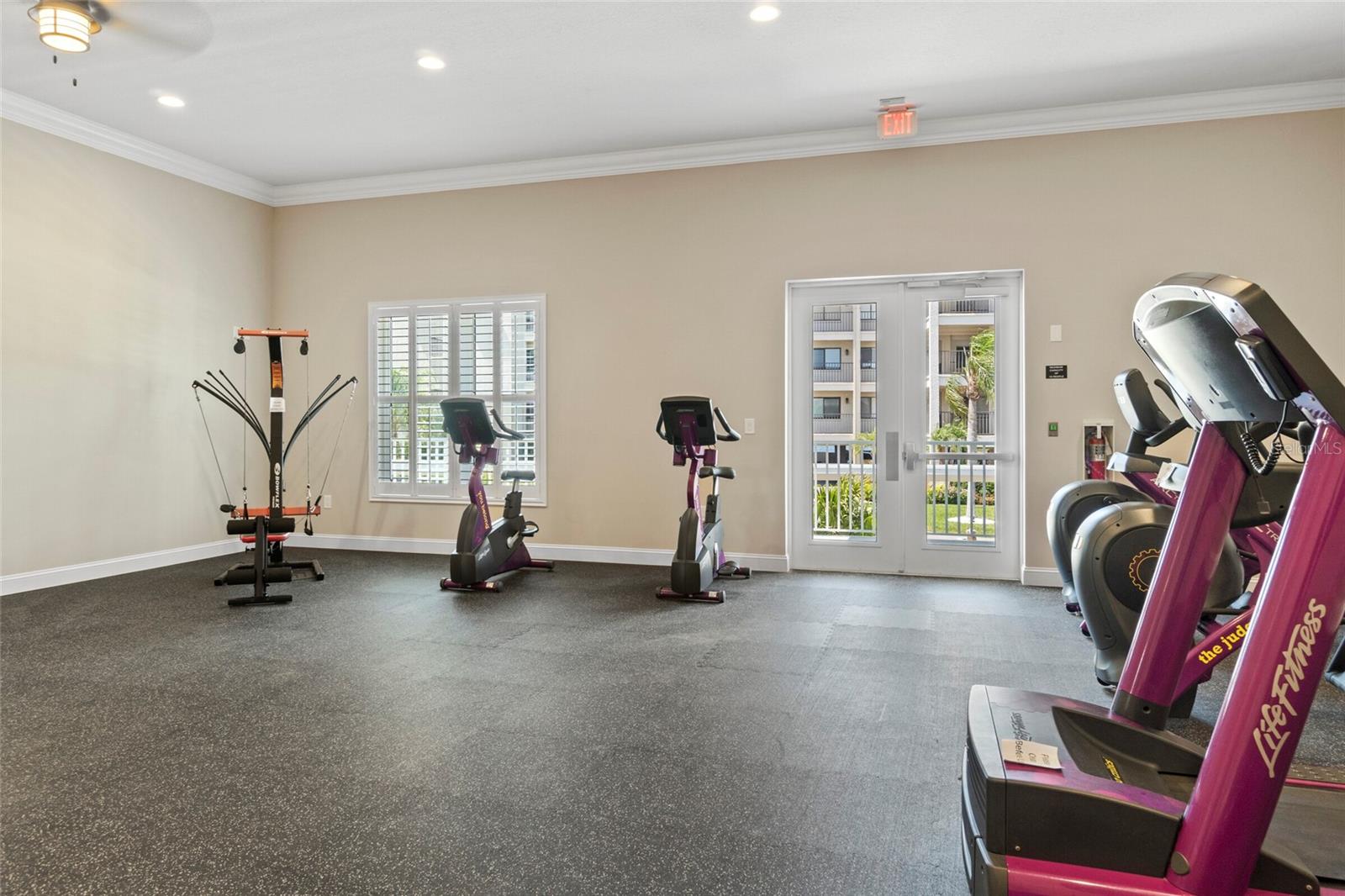 SAND PEBBLE POINTE CONDO 01 AMD 02 - Residential