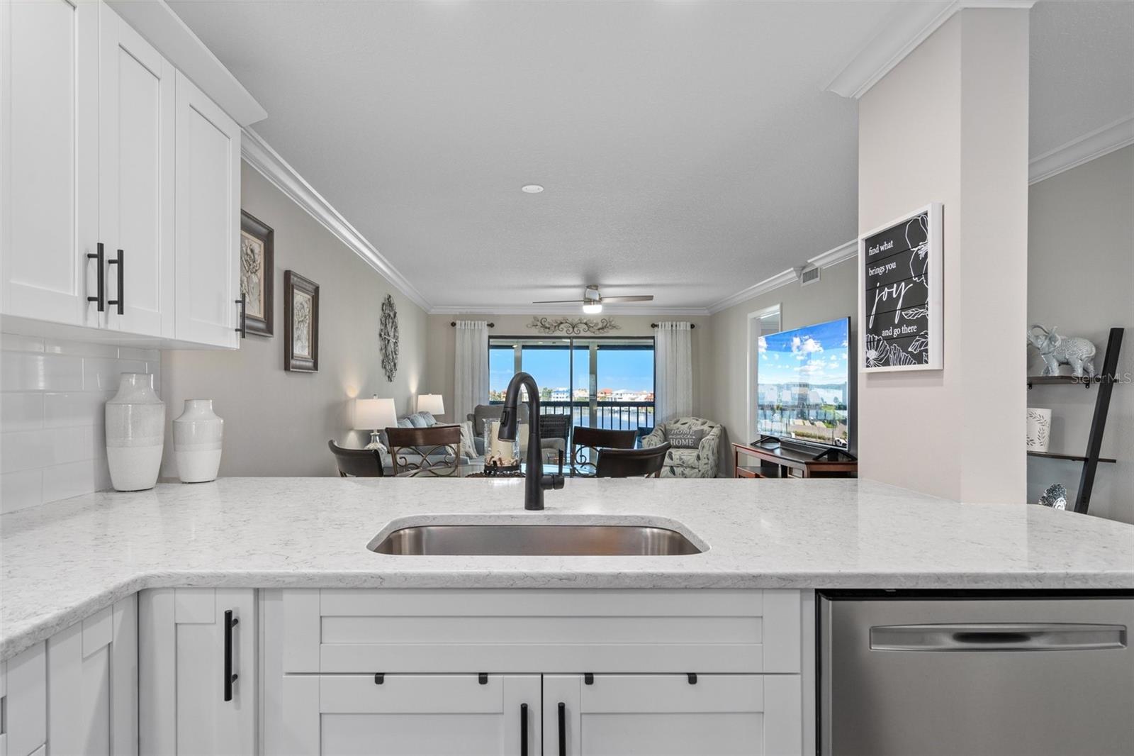 SAND PEBBLE POINTE CONDO 01 AMD 02 - Residential
