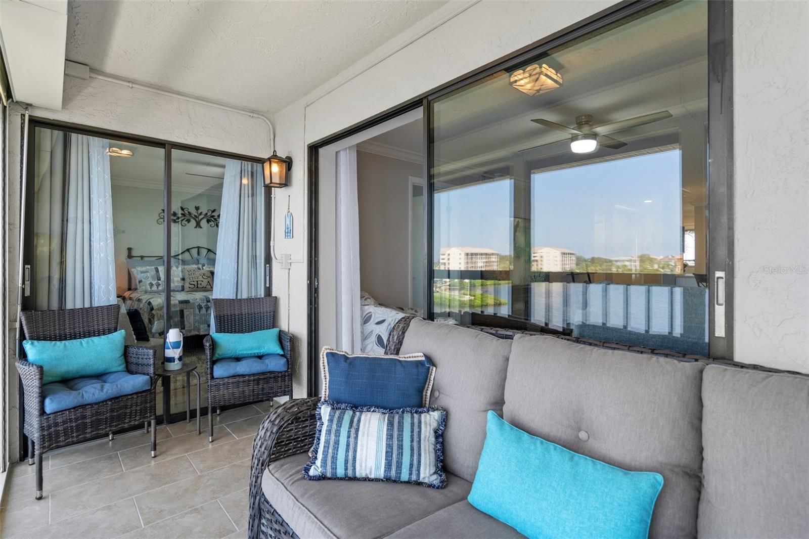 SAND PEBBLE POINTE CONDO 01 AMD 02 - Residential