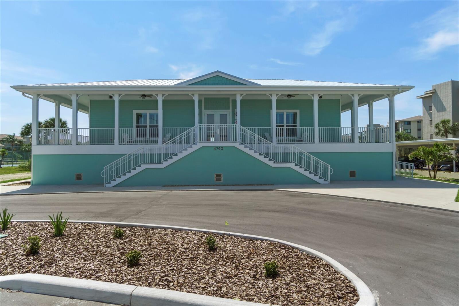 SAND PEBBLE POINTE CONDO 01 AMD 02 - Residential
