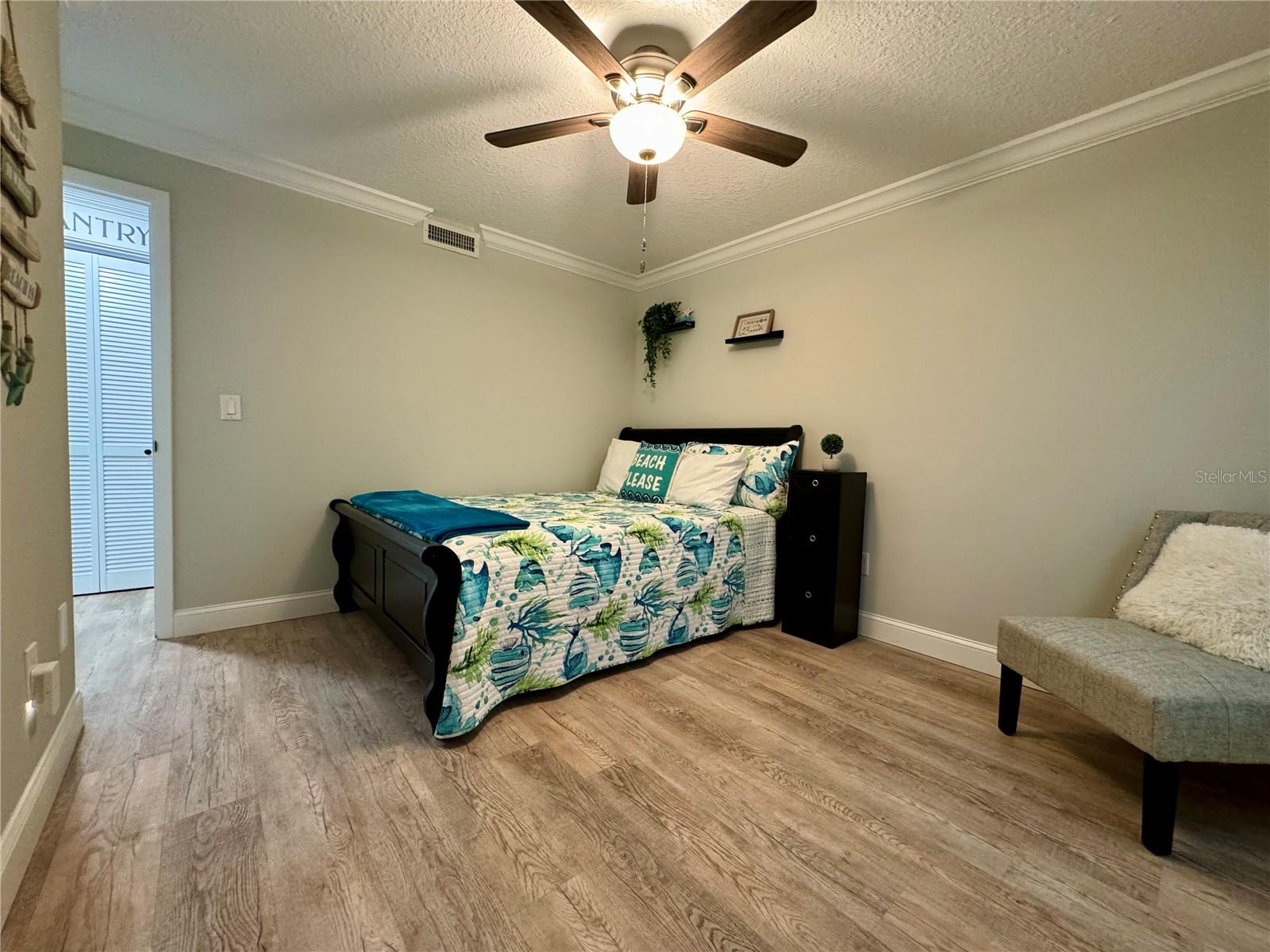 SAND PEBBLE POINTE CONDO 01 AMD 02 - Residential