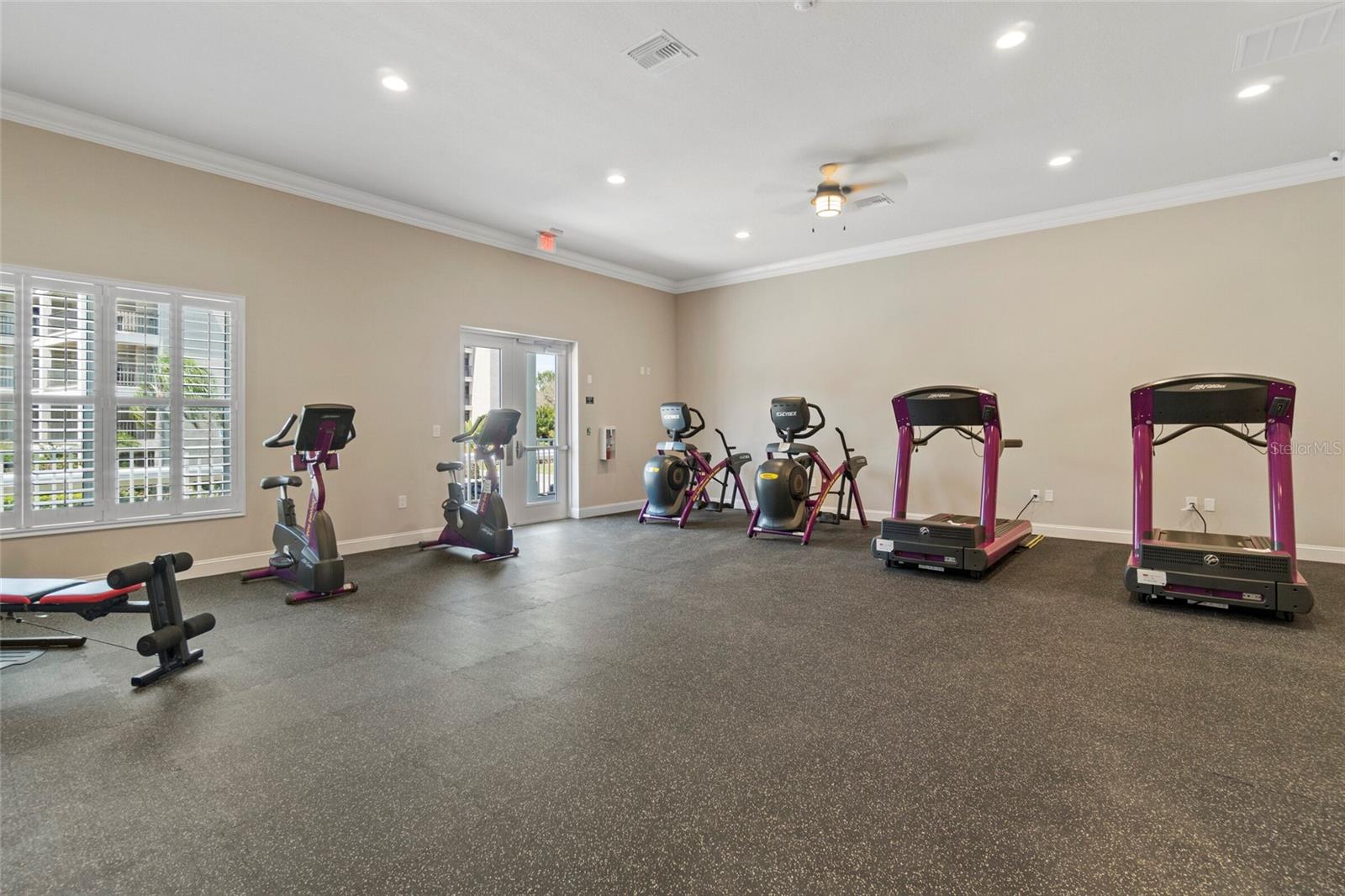 SAND PEBBLE POINTE CONDO 01 AMD 02 - Residential