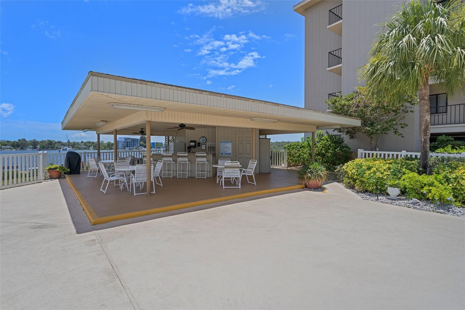 SAND PEBBLE POINTE CONDO 01 AMD 02 - Residential