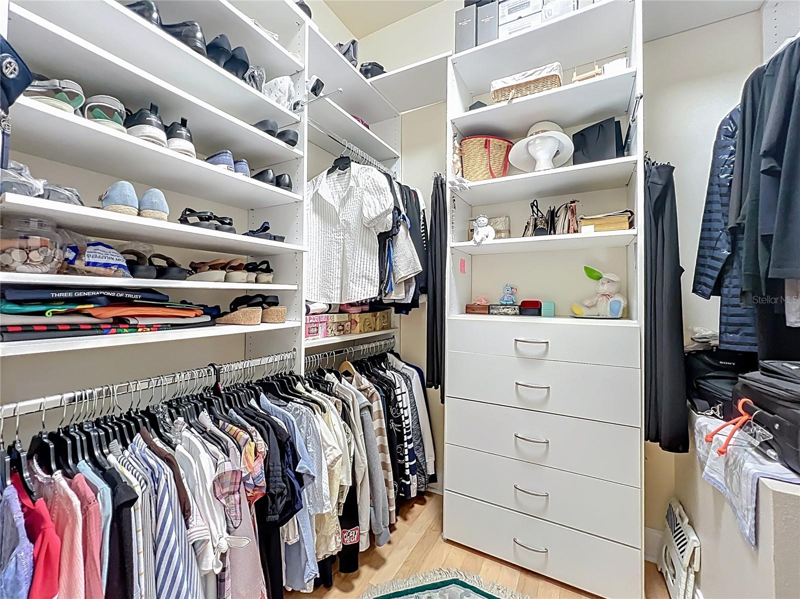 LAKE FOREST SEC 9B - Residential