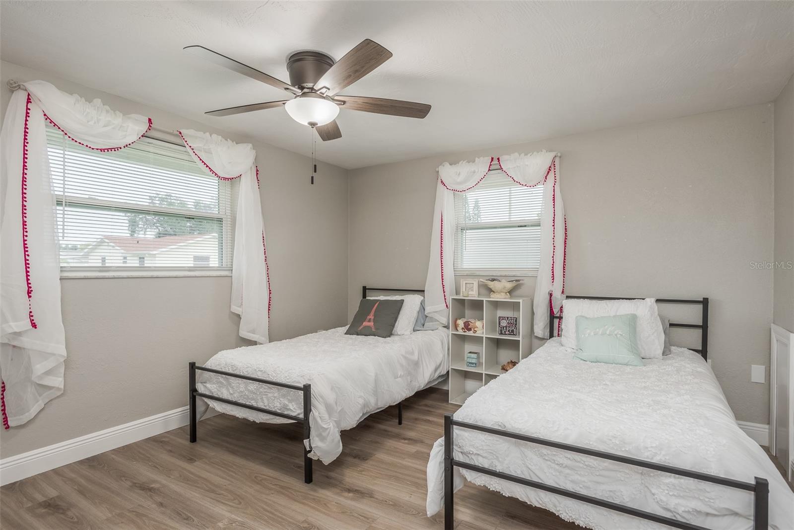 EMBASSY HILLS - Residential