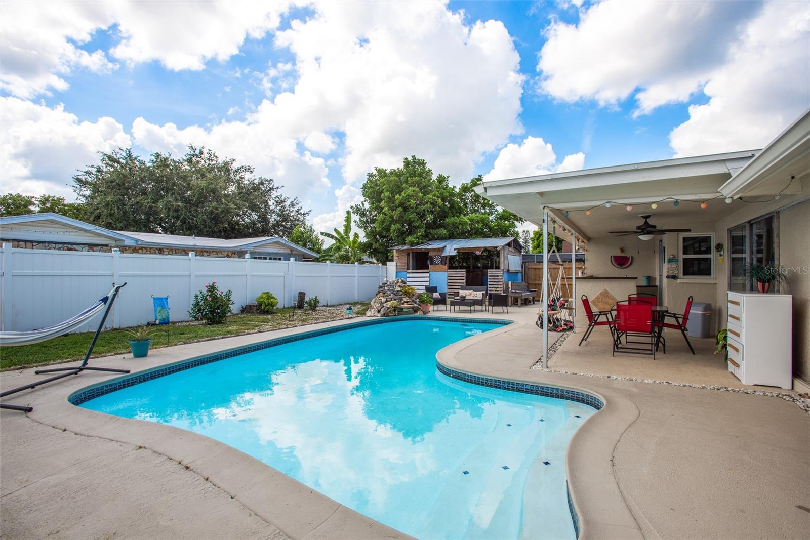 EMBASSY HILLS - Residential