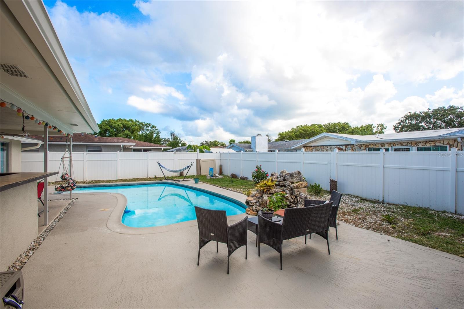 EMBASSY HILLS - Residential