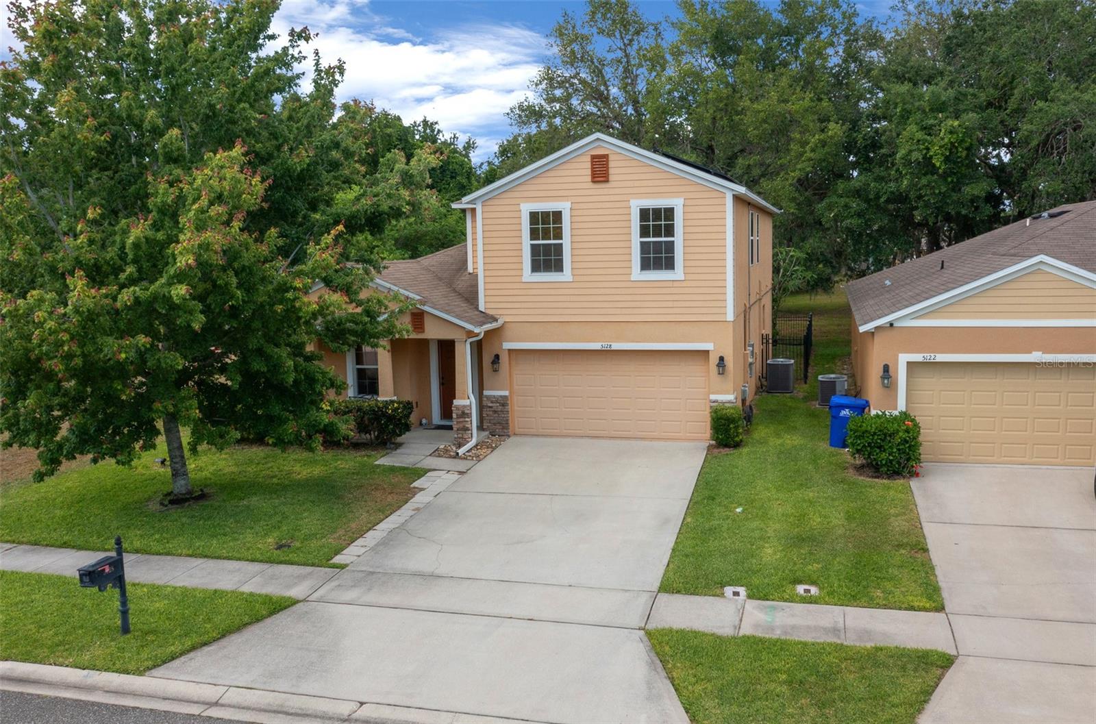 OAK BEND - Residential