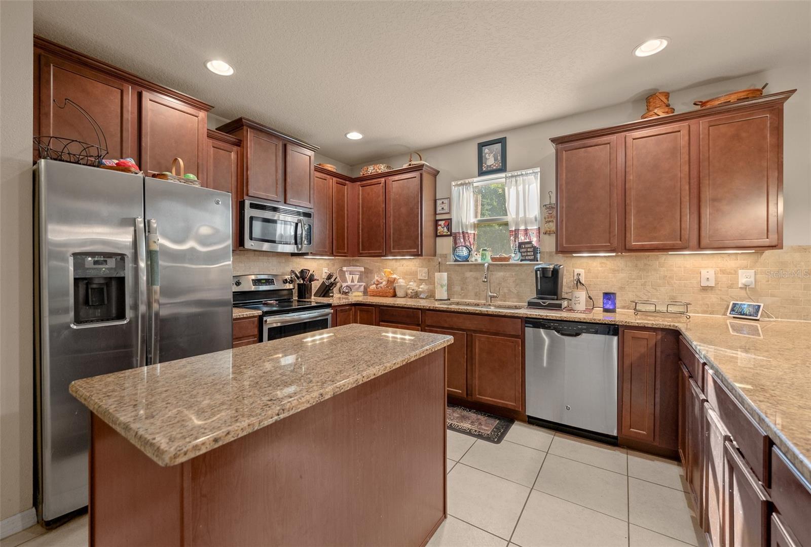 OAK BEND - Residential