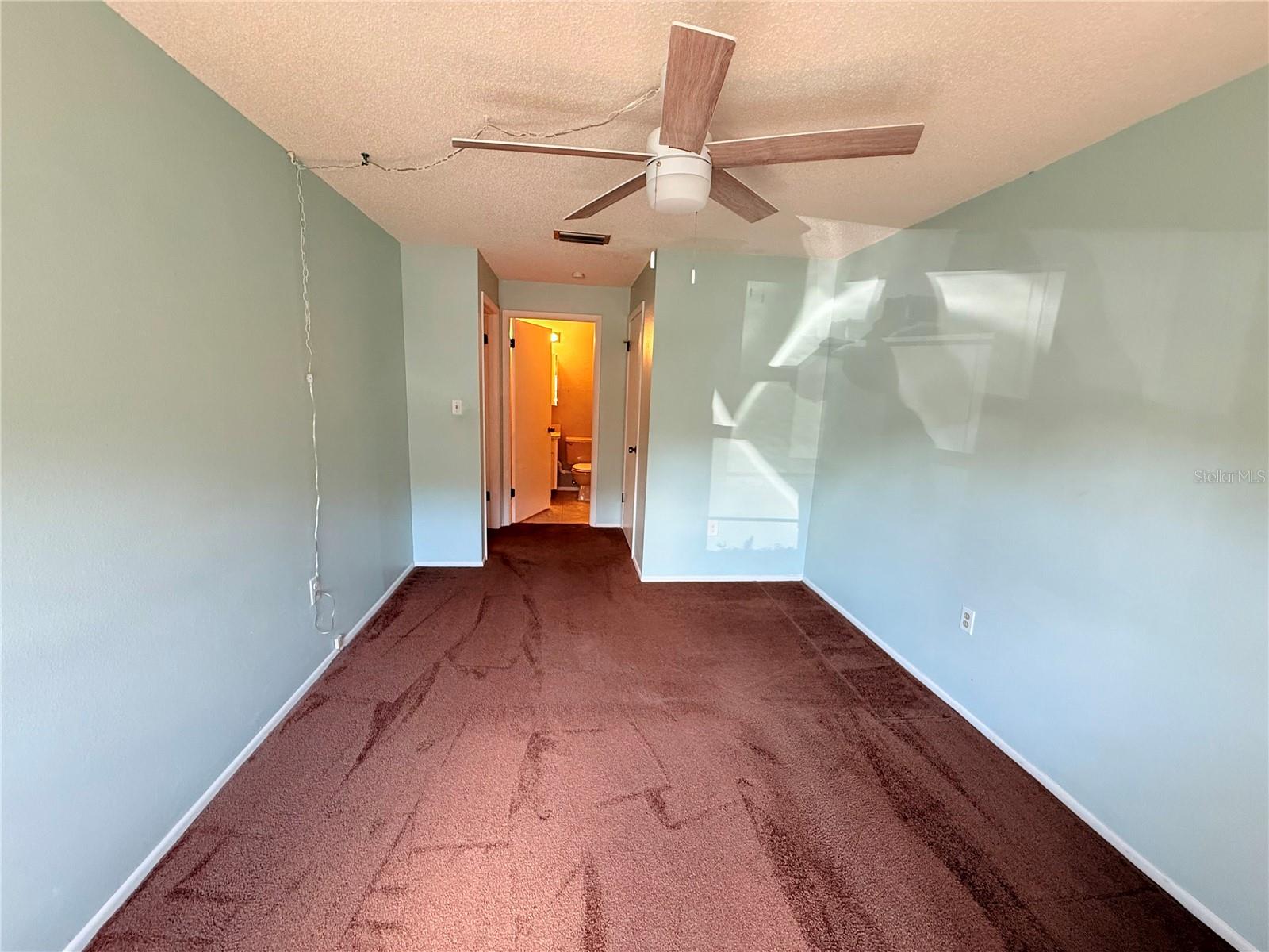 CEDAR POINTE CONDO PH 02 - Residential Lease