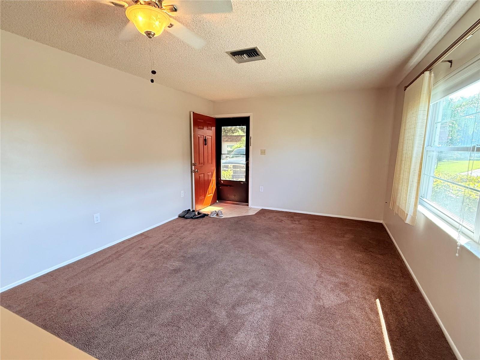 CEDAR POINTE CONDO PH 02 - Residential Lease