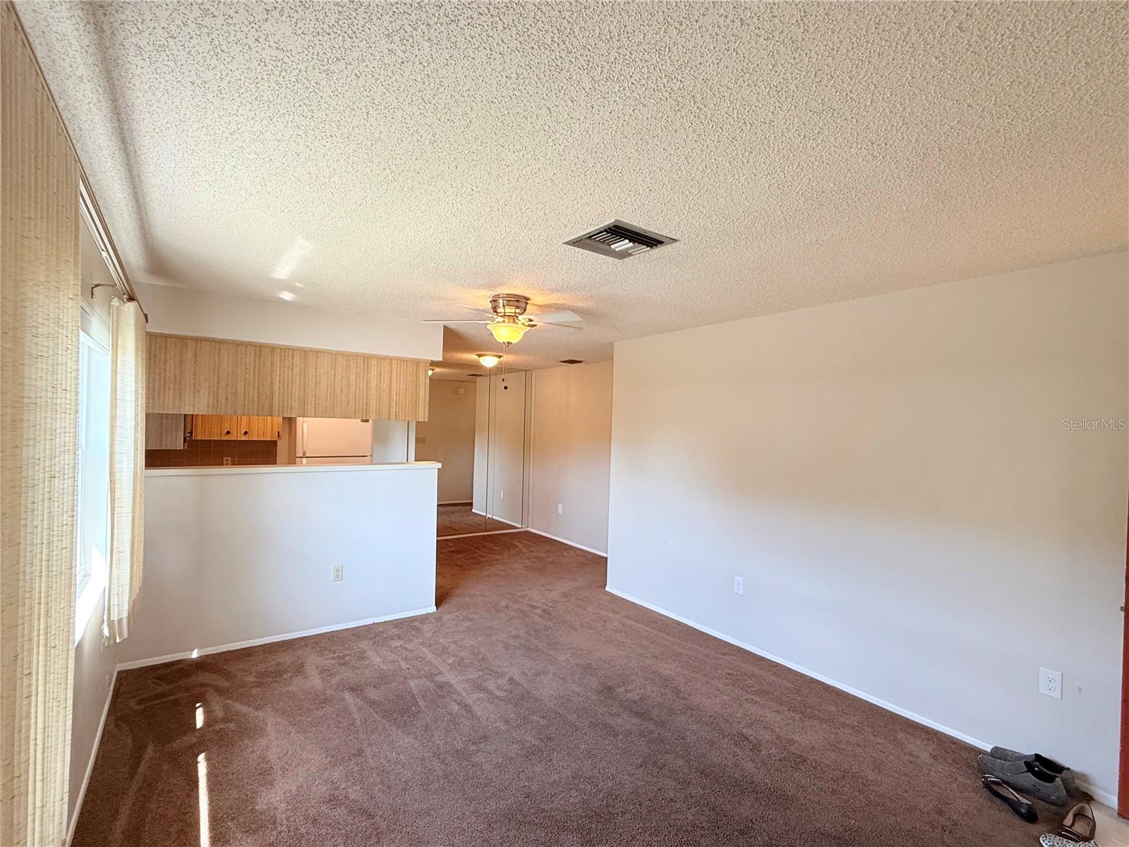 CEDAR POINTE CONDO PH 02 - Residential Lease