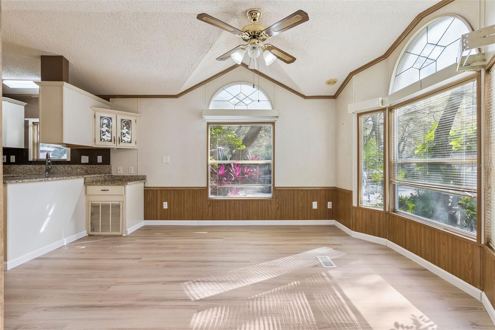 YOGI BEARS JELLYSTONE PARK CONDO - Residential