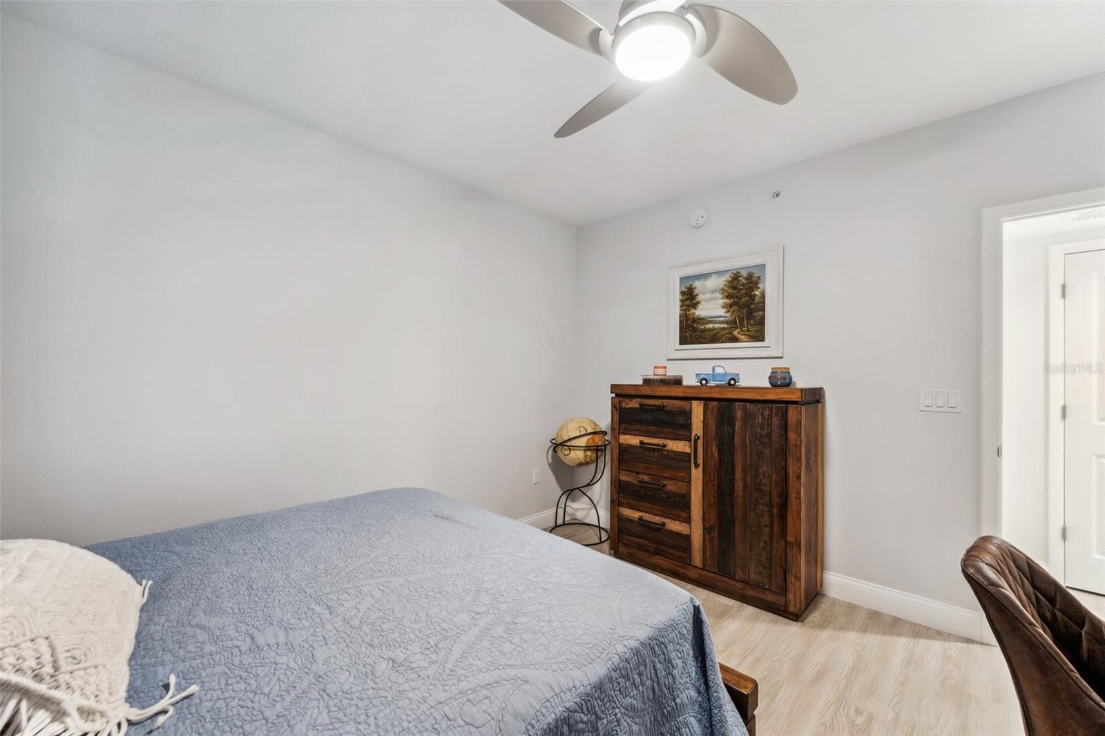 GOLF LAKE CONDO VI AT EAST BAY - Residential Lease