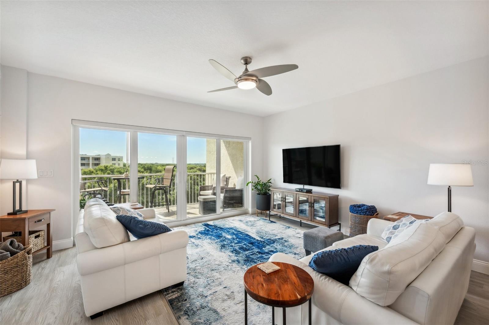 GOLF LAKE CONDO VI AT EAST BAY - Residential Lease