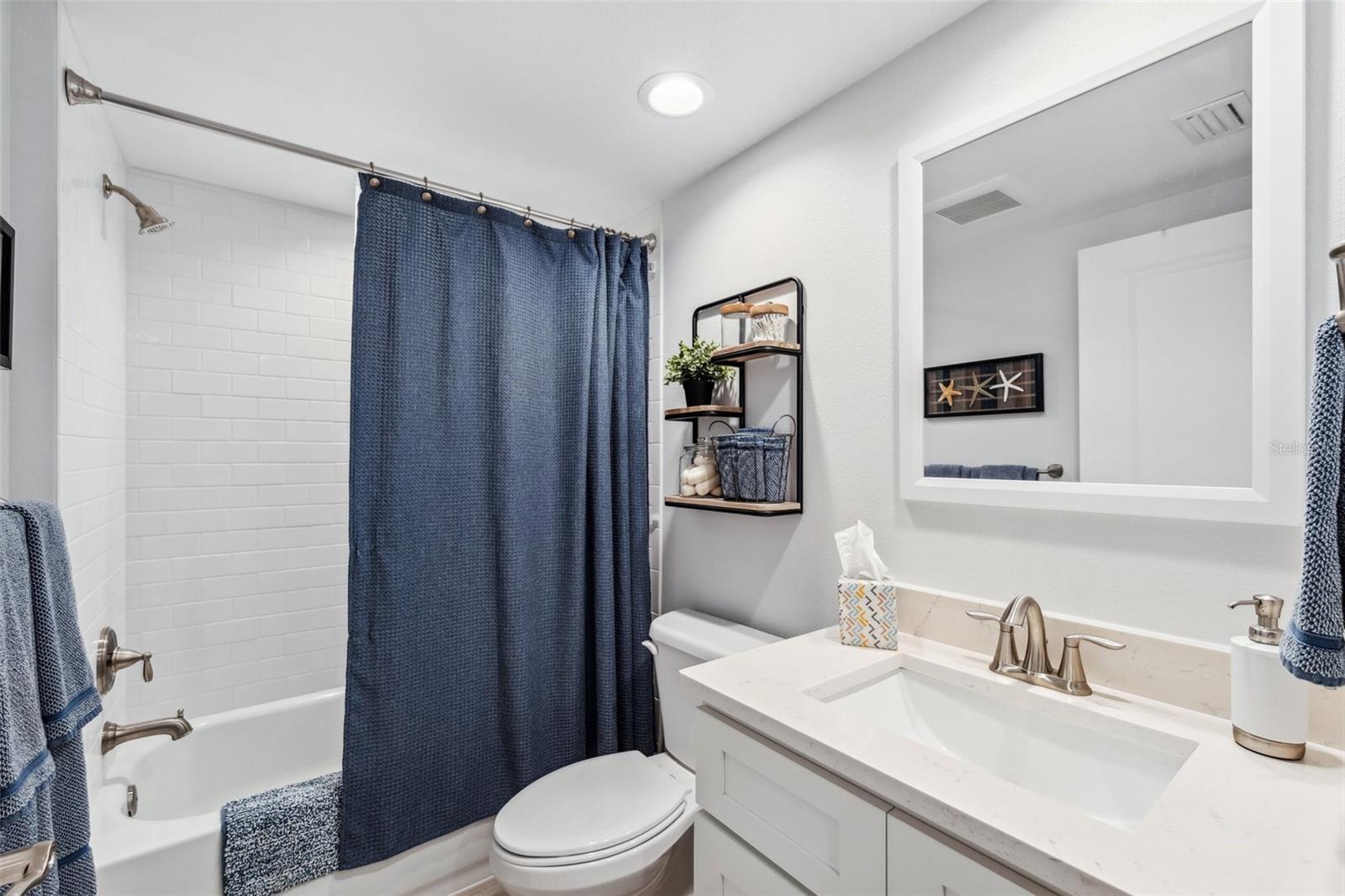 GOLF LAKE CONDO VI AT EAST BAY - Residential Lease