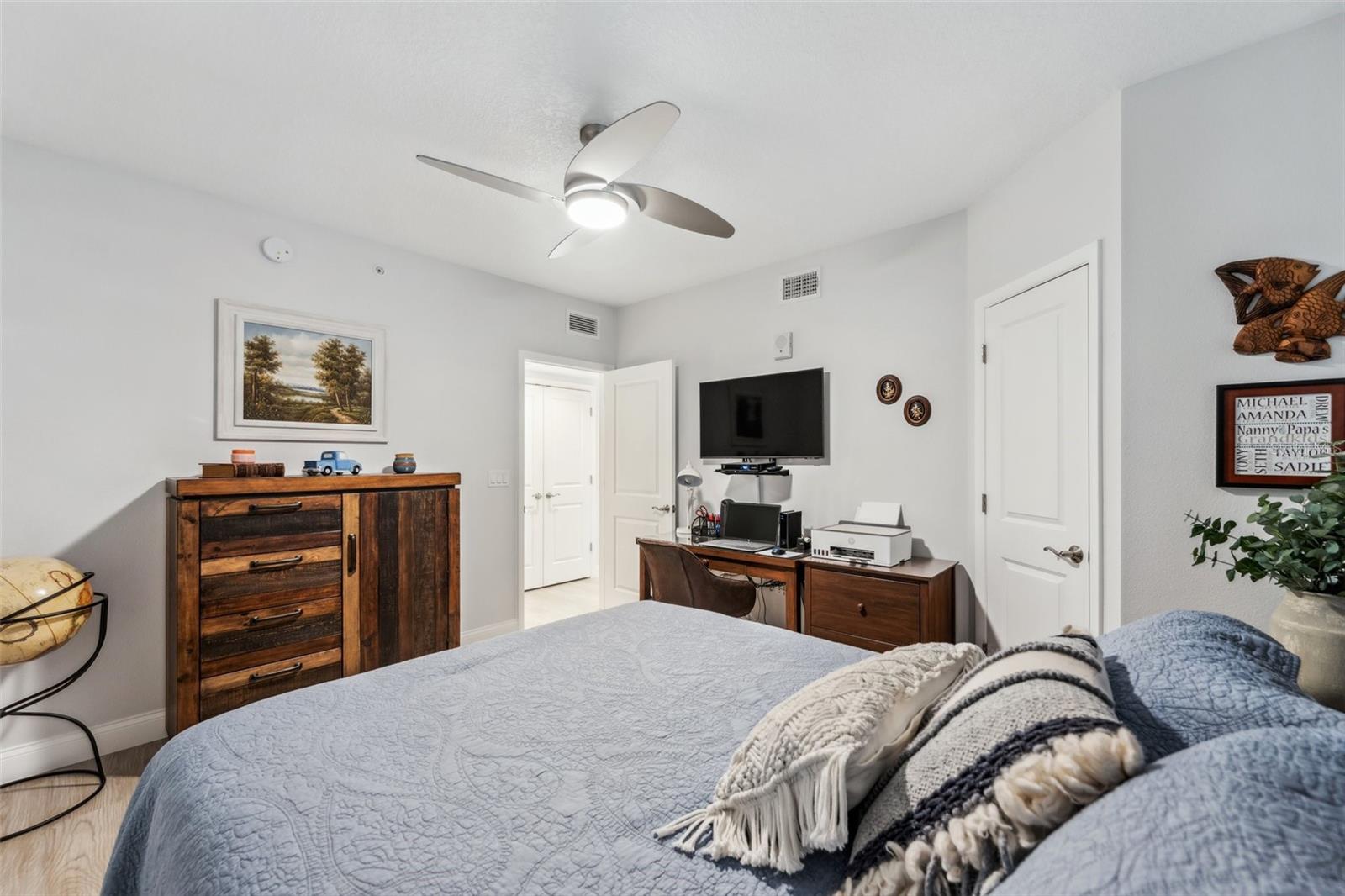 GOLF LAKE CONDO VI AT EAST BAY - Residential Lease