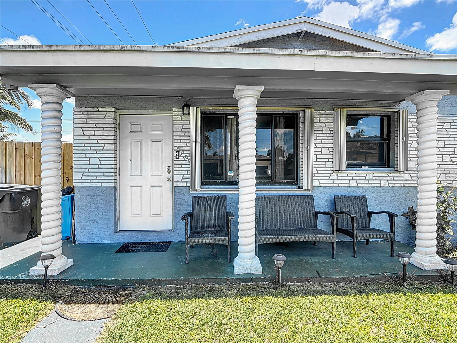 4000 SW 28TH STREET, WEST PARK, FL, 33023/$340,000 2 4000 SW 28TH STREET
