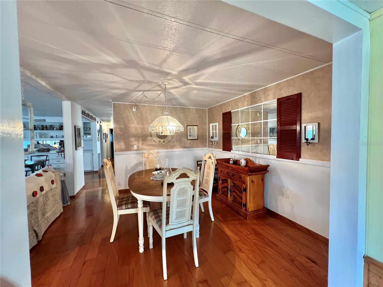 HAWTHORNE AT LEESBURG A COOP - Residential