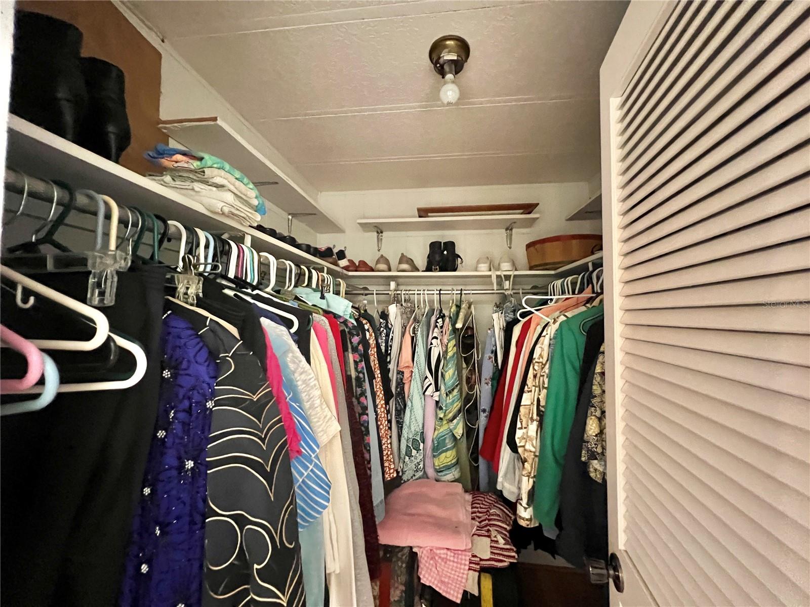 HAWTHORNE AT LEESBURG A COOP - Residential