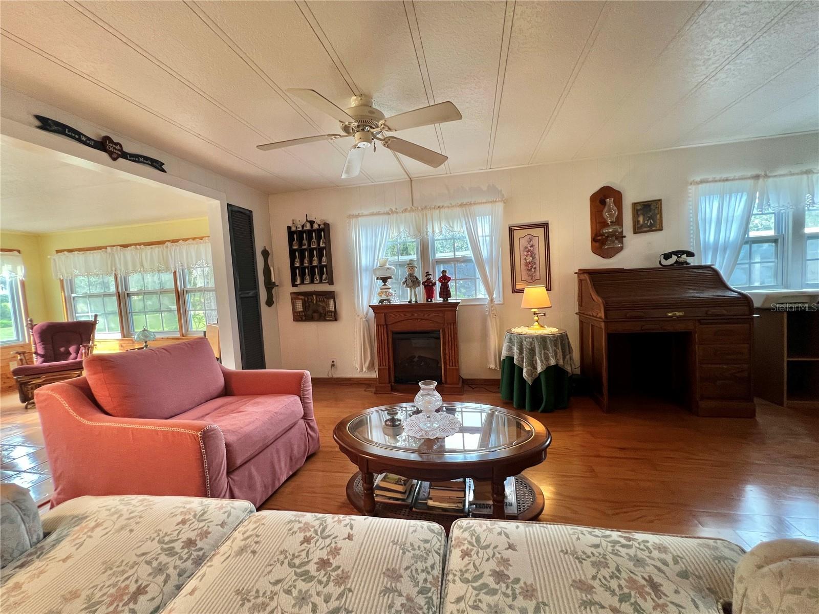 HAWTHORNE AT LEESBURG A COOP - Residential