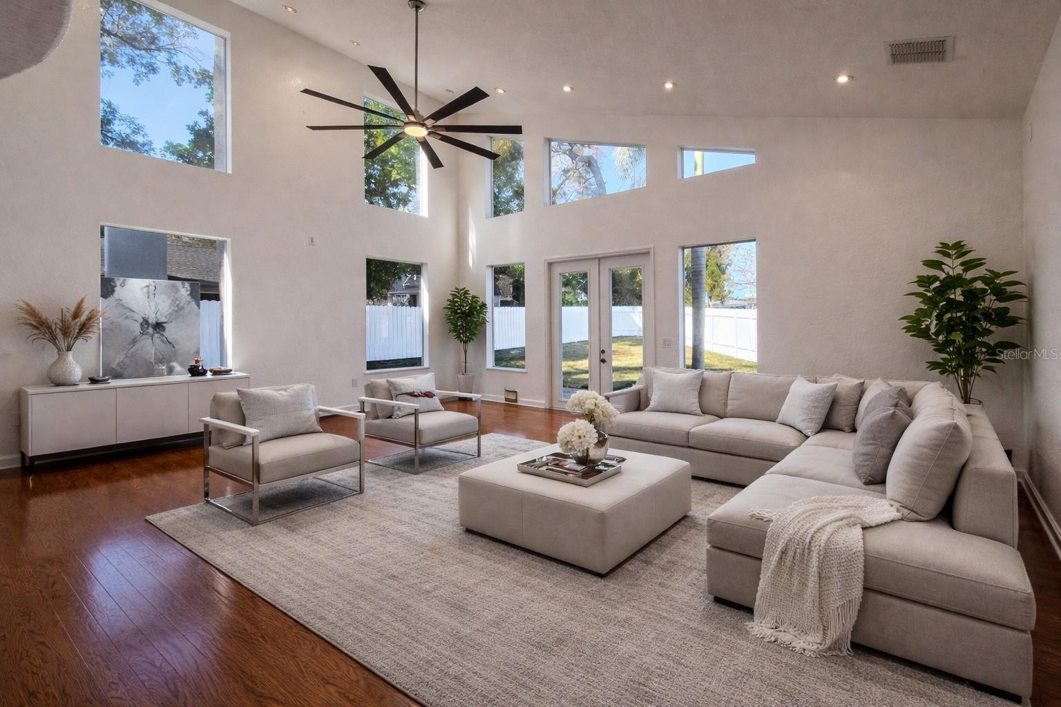 SUNSET HILLS 2ND ADD - Residential