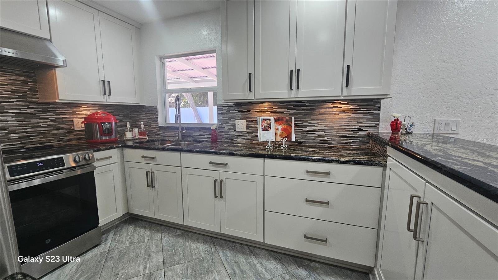 SUNSET HILLS 2ND ADD - Residential