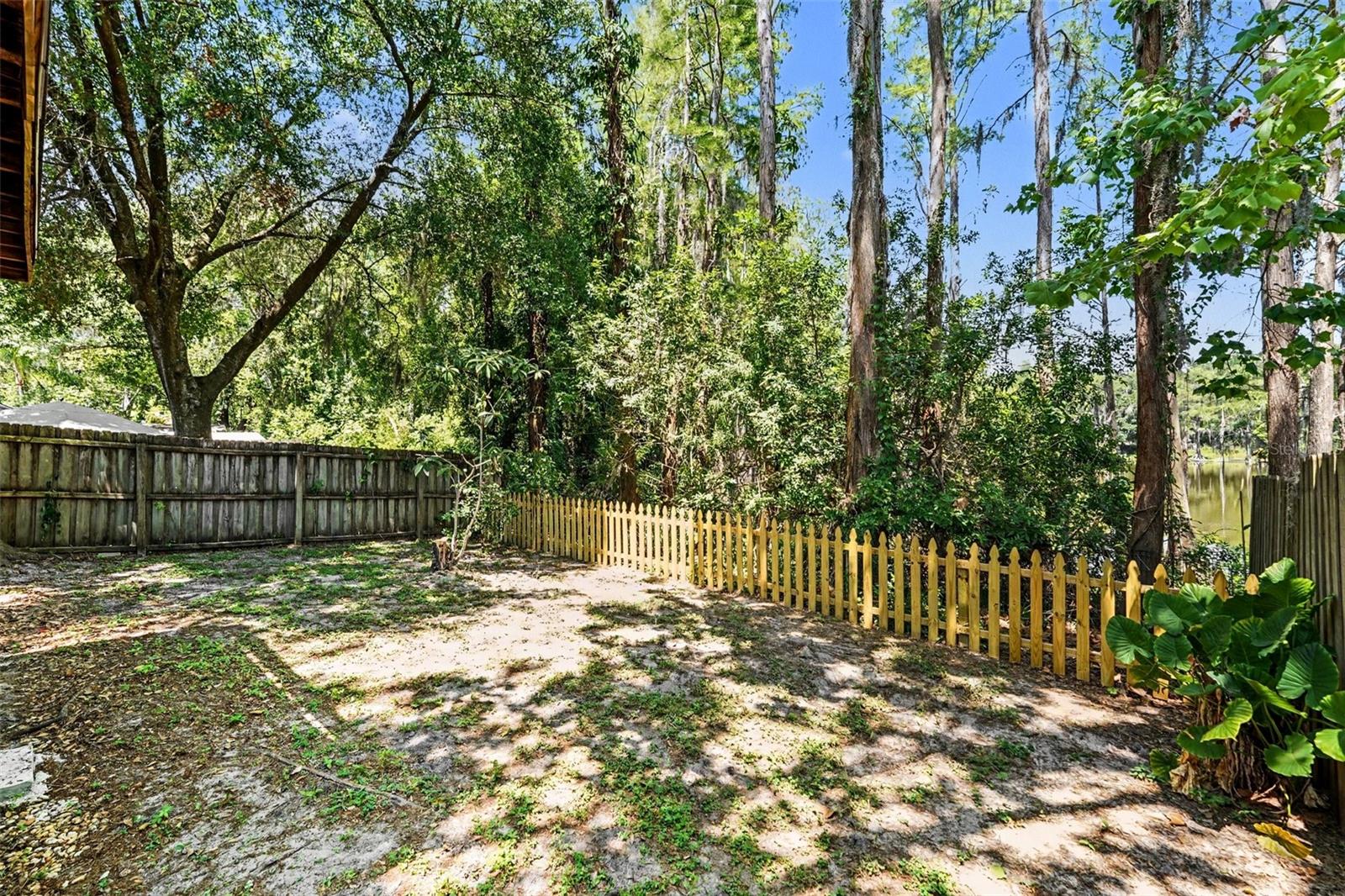 NORTH LAKES SEC I UNIT - Residential