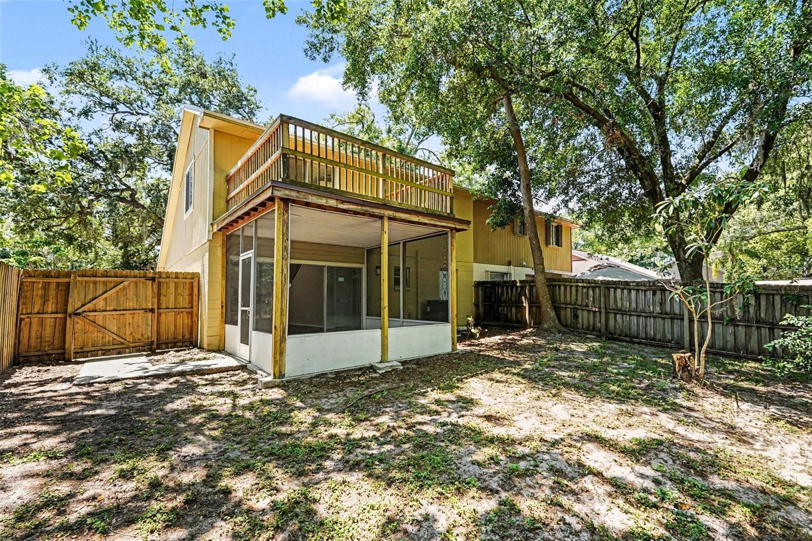 NORTH LAKES SEC I UNIT - Residential