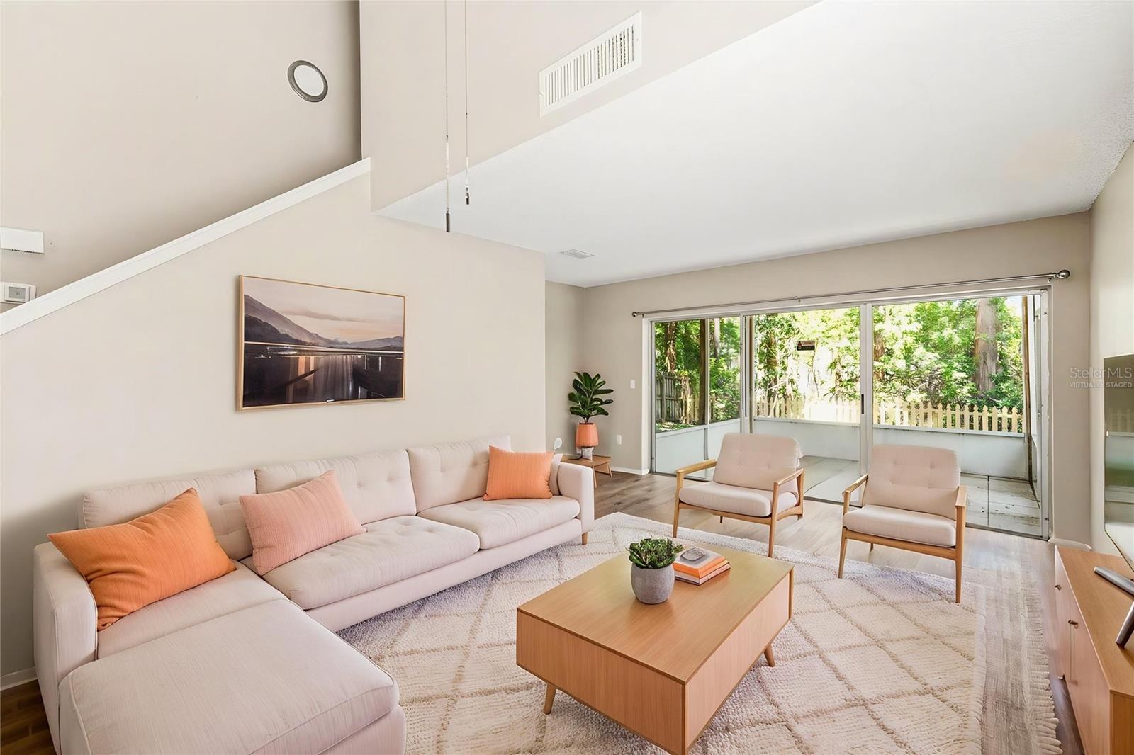 NORTH LAKES SEC I UNIT - Residential