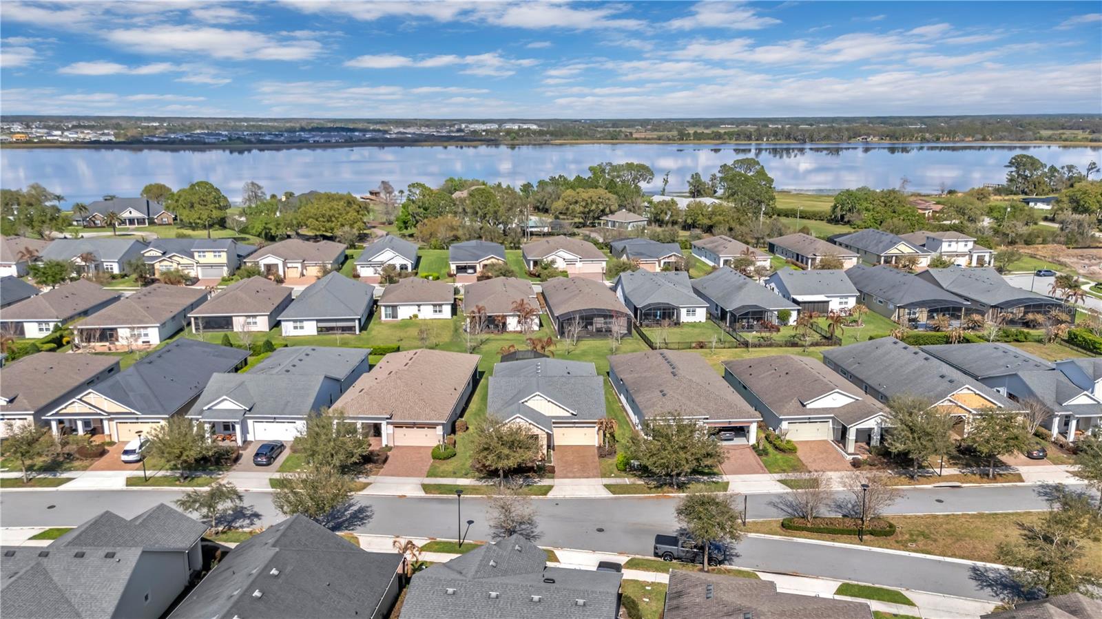 TWIN LAKES PH 1 - Residential