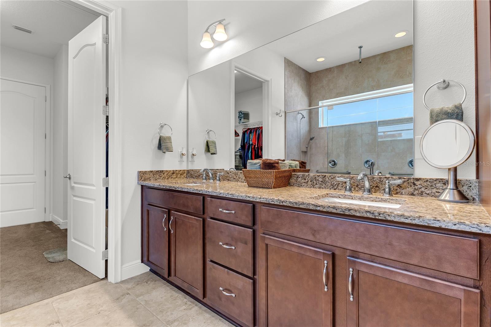 TWIN LAKES PH 1 - Residential