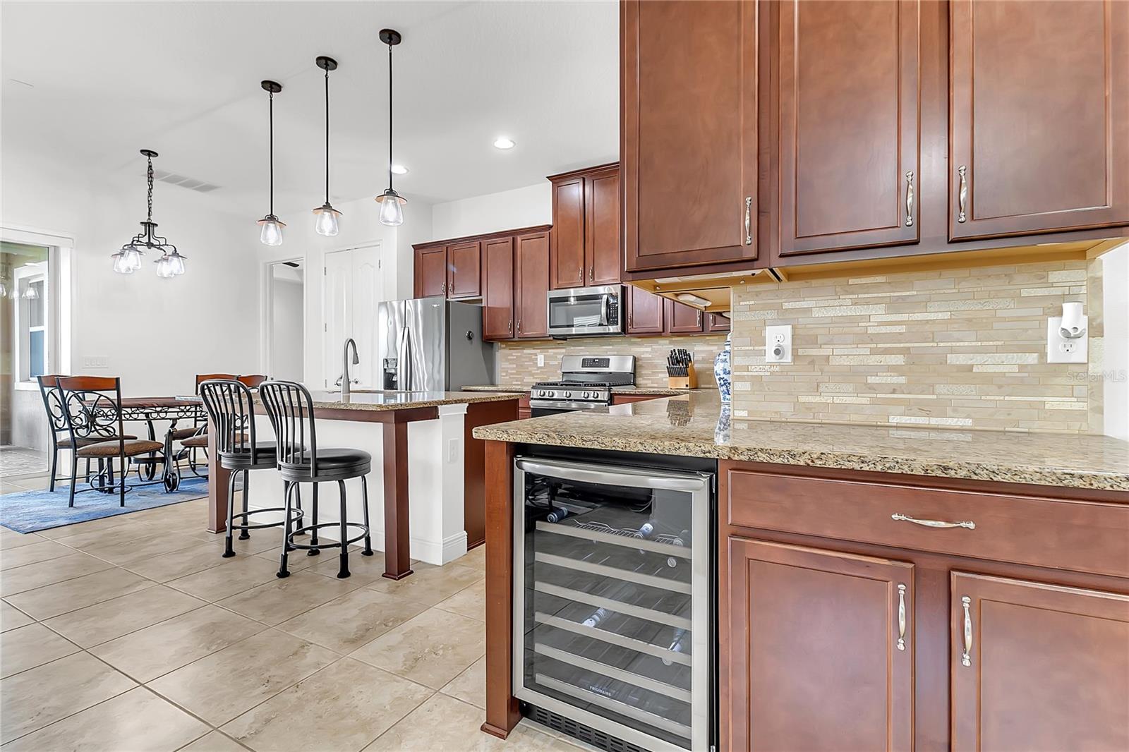 TWIN LAKES PH 1 - Residential