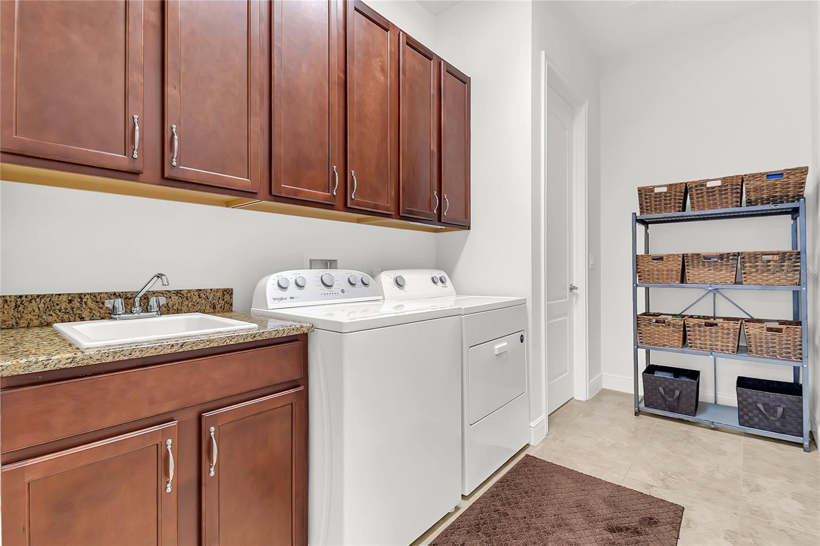 TWIN LAKES PH 1 - Residential