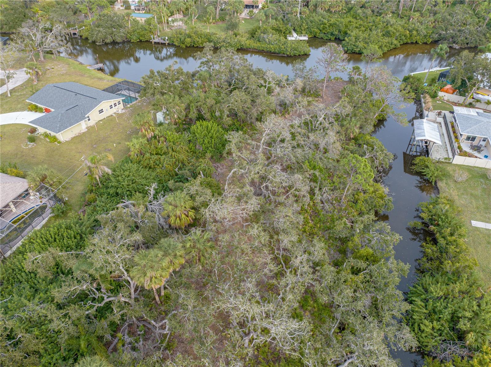 ENGLEWOOD GARDENS - Land