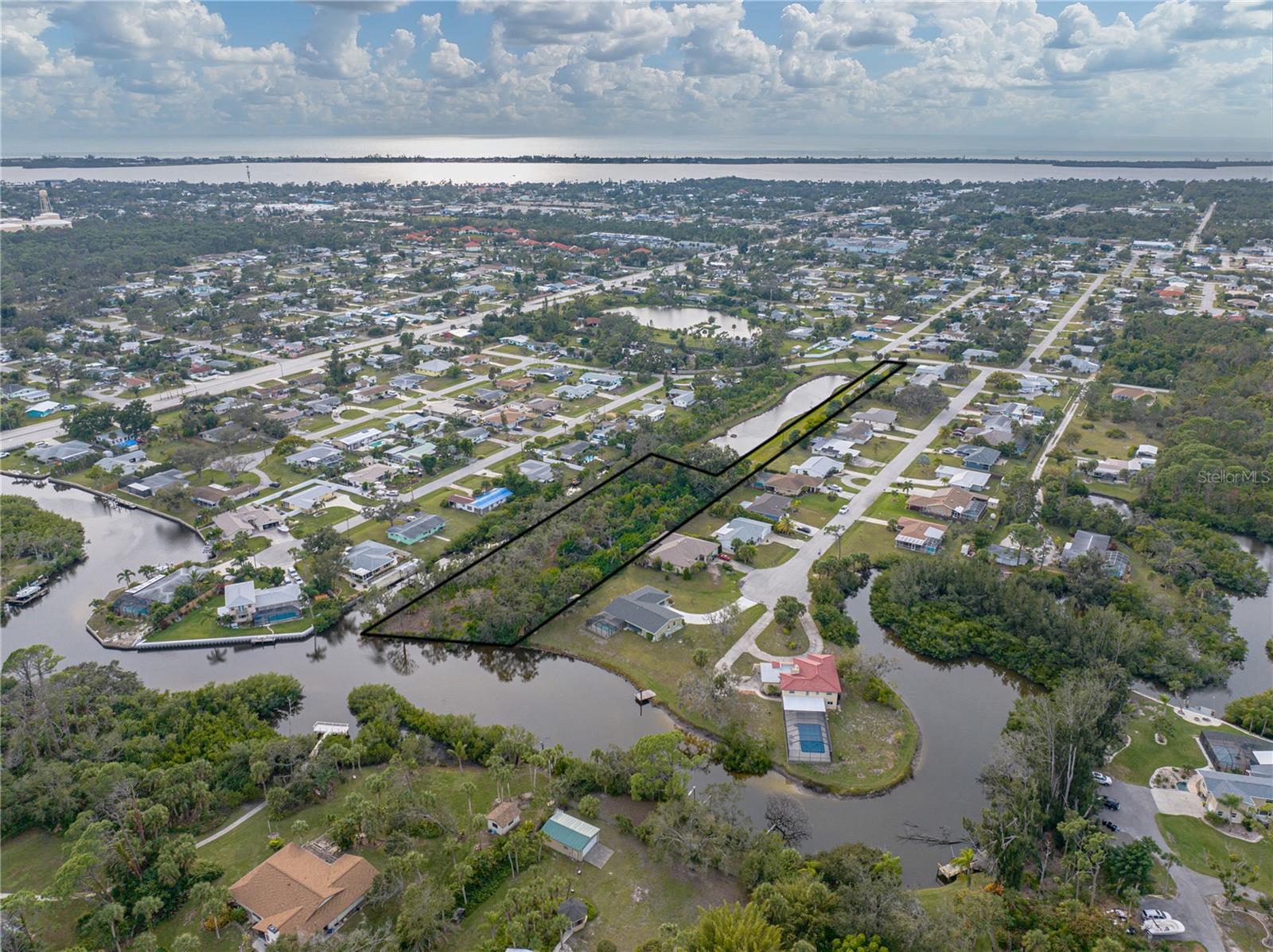 ENGLEWOOD GARDENS - Land