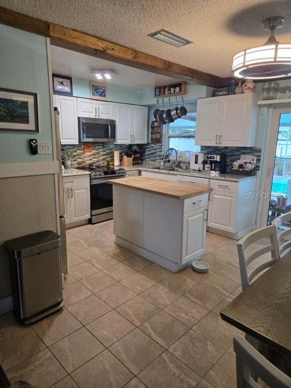 BALLAST POINT HEIGHTS - Residential