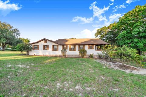302 W GATES AVENUE LAKE HAMILTON FL 33851