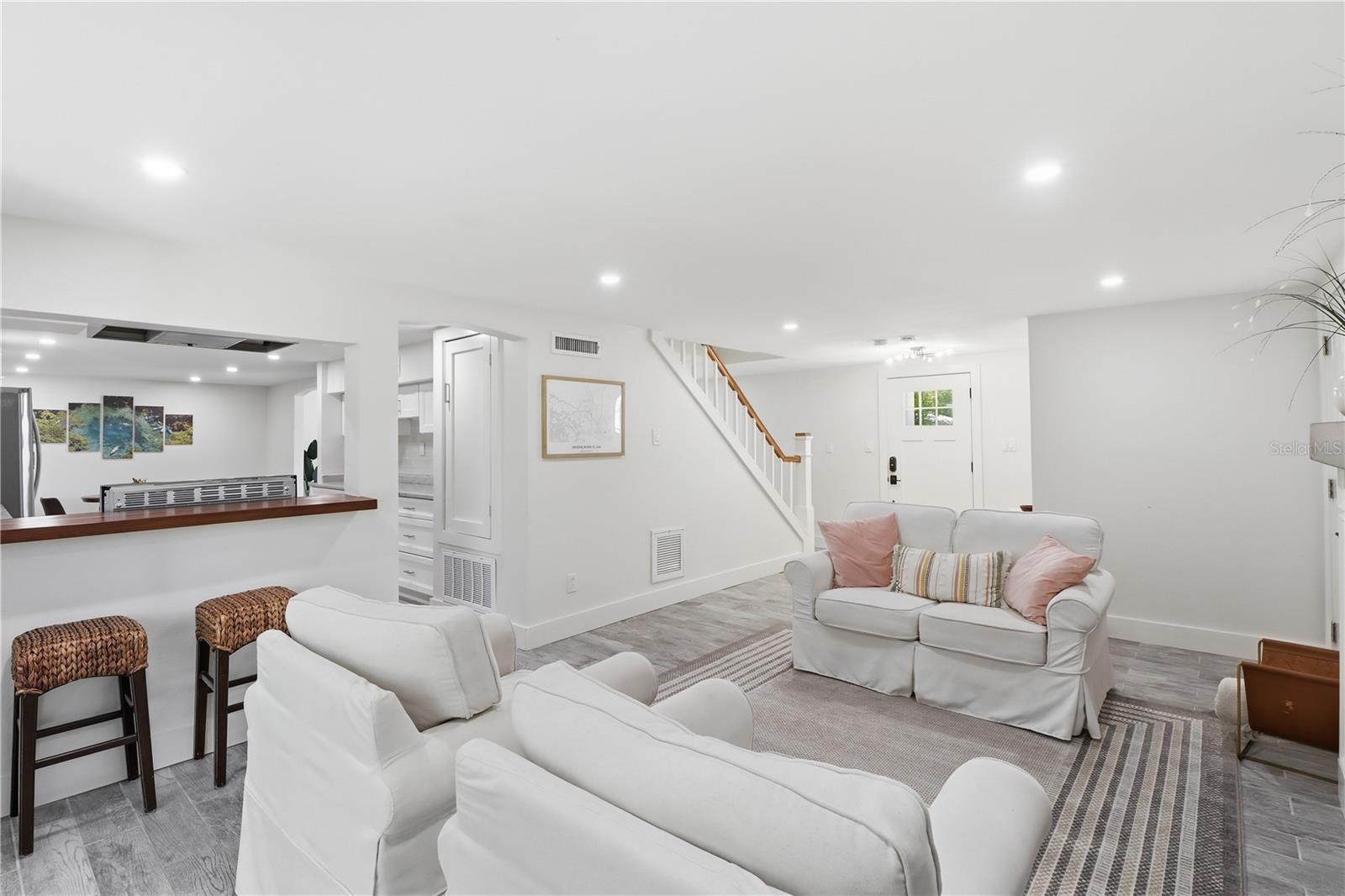 PARADISE COUNTRY CLUB UNIT 03 - Residential