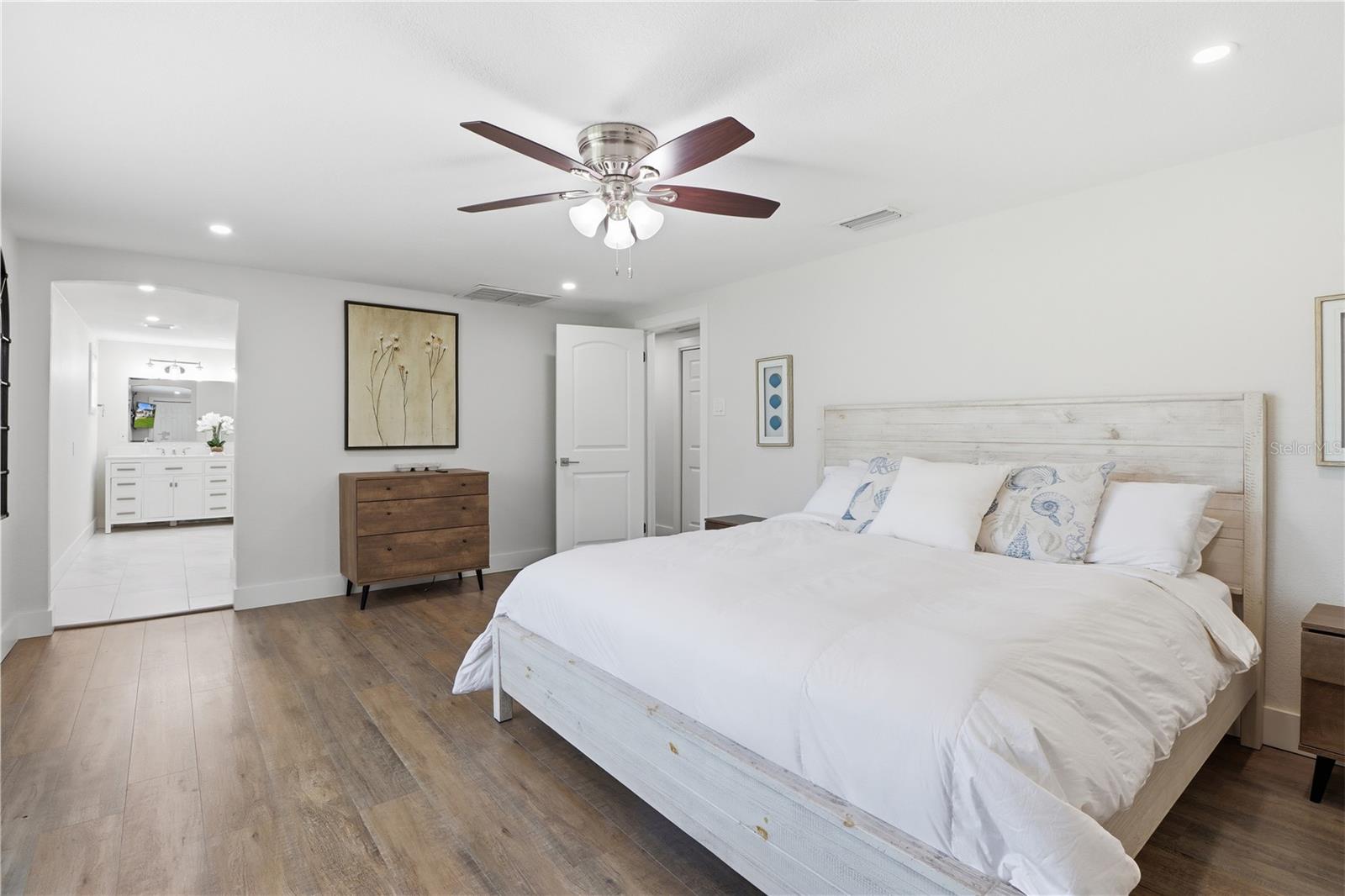 PARADISE COUNTRY CLUB UNIT 03 - Residential